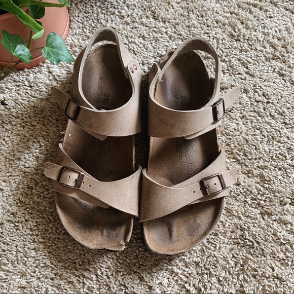 Birkis Tan w/ Copper Buckles Vegan Birkenstock’s - Picture 3 of 10